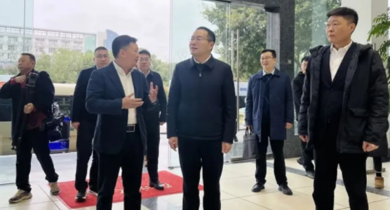 涪陵区委副书记、区政府代理区长董奕锋来yl23455永利调研
